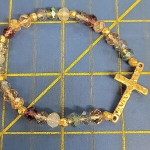 Cross Multi Color Beaded Stretch Bracelet w Gold Tone 6" Bracelet